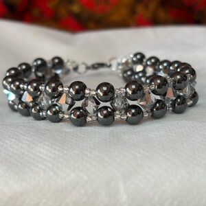 Hand Crafted Dark Gray Hematite and Czech Crystal Beaded Bracelet 7.5 inches